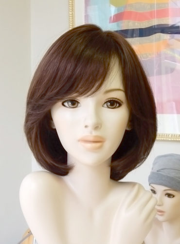 医療用ウィッグ　人毛100%で作ったグラレイヤースタイル